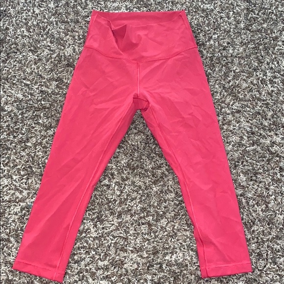 lululemon athletica Pants - Lululemon wonder under crop